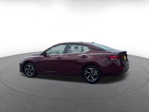 Used 2025 Nissan Sentra SV FWD image 8