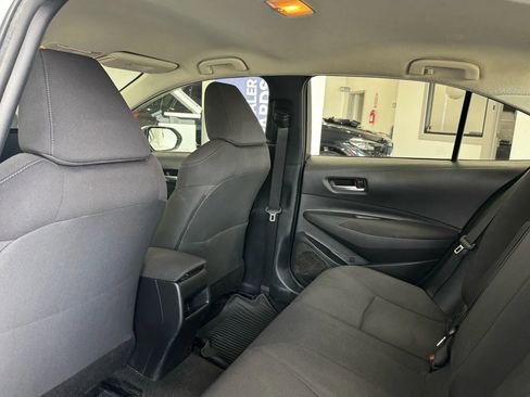 Used 2020 Toyota Corolla LE image 27