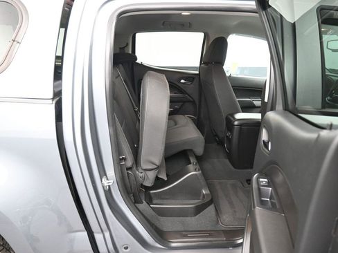 Used 2022 Chevrolet Colorado LT w/ LT Convenience Package image 36