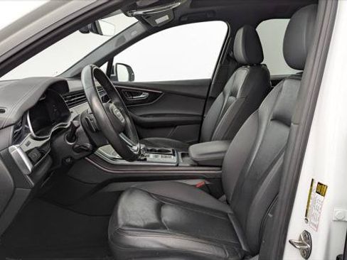 Used 2023 Audi Q7 2.0T Premium Plus w/ Premium Plus Package AWD/4WD image 12