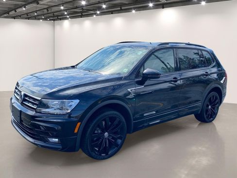 Used 2021 Volkswagen Tiguan SE R-Line image 3