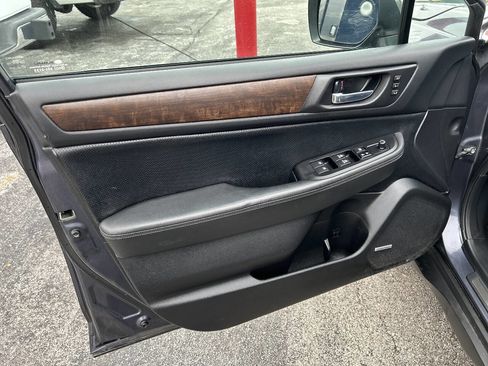 Used 2015 Subaru Outback 2.5i Limited image 7