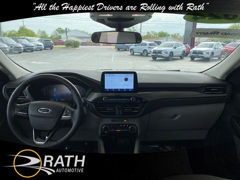 Used 2024 Ford Escape Active FWD image 17