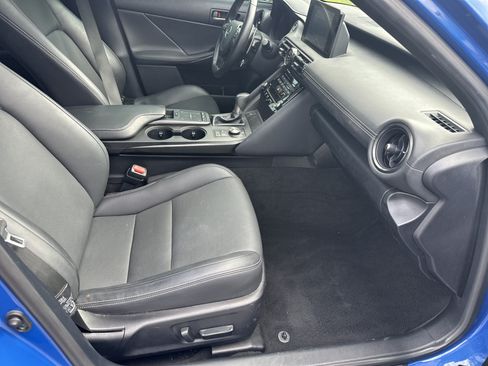 Used 2023 Lexus IS 350 F Sport w/ Accessory Package 2 RWD image 13