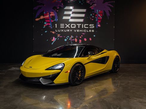 Used 2018 McLaren 570S Coupe RWD image 3