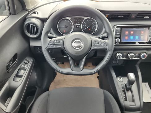 Used 2025 Nissan Kicks Play S FWD image 8