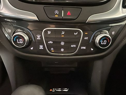 Used 2022 Chevrolet Equinox Premier AWD/4WD image 26