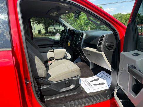 Used 2015 Ford F150 XLT w/ Equipment Group 301A Mid AWD/4WD image 21