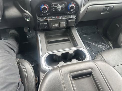 Used 2020 Chevrolet Silverado 1500 RST image 25