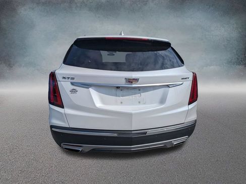 Certified 2024 Cadillac XT5 Premium Luxury FWD image 8