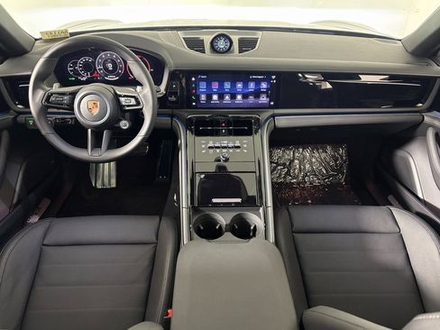 Used 2026 Porsche Panamera 4 image 20