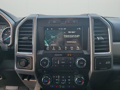 Used 2018 Ford F250 Lariat w/ Chrome Package image 19