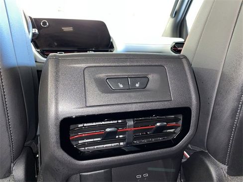 New 2025 Chevrolet Silverado EV RST image 18