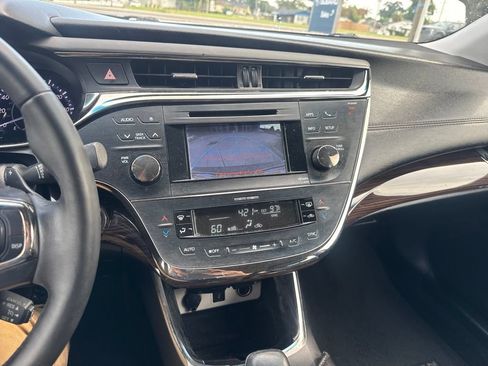 Used 2014 Toyota Avalon XLE Touring FWD image 20