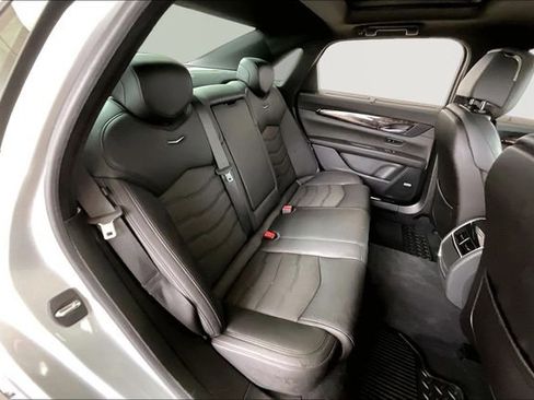 Used 2018 Cadillac CT6 Luxury image 17