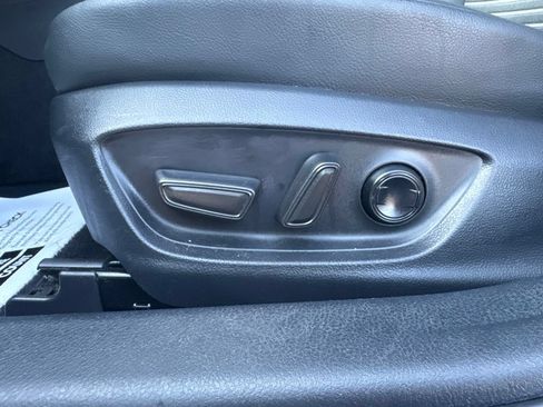 Used 2024 Toyota Camry SE FWD image 15