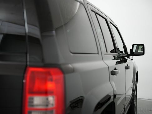 Used 2016 Jeep Patriot High Altitude image 56