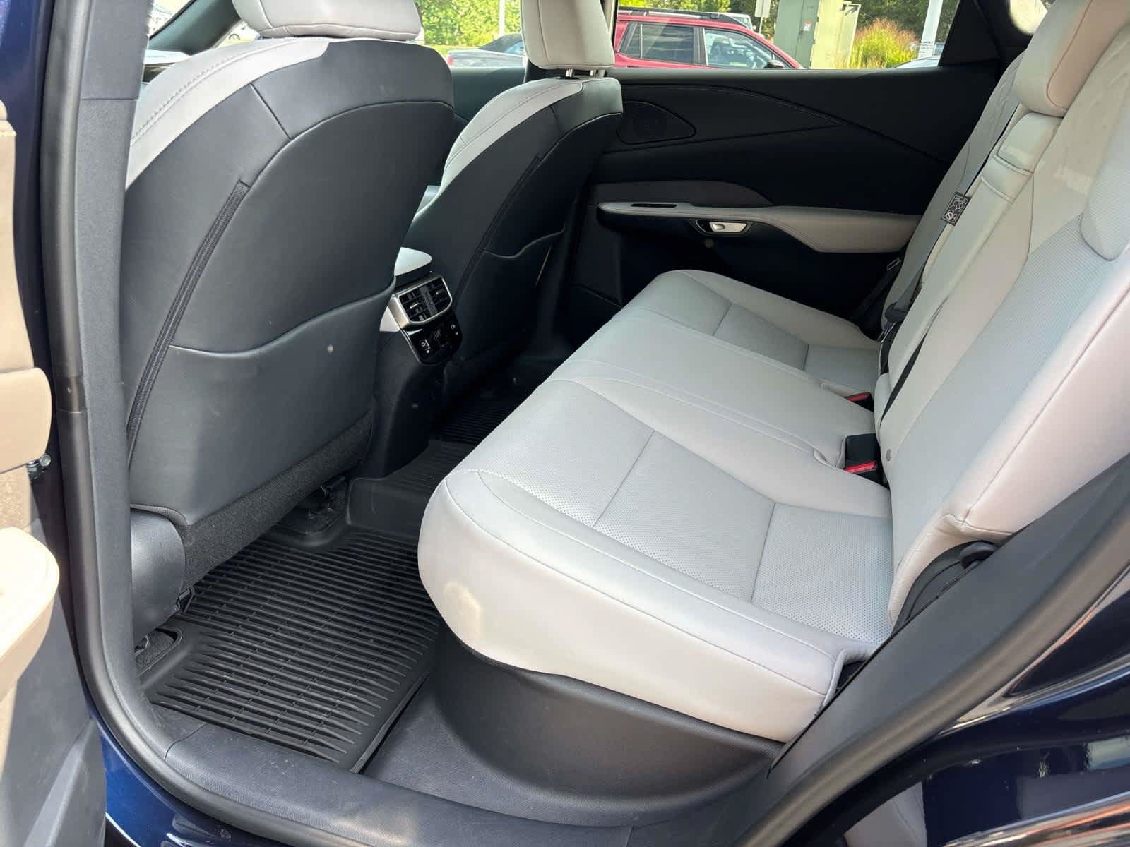 Used 2025 Lexus RX 350 Premium w/ Accessory Package (Z1) AWD/4WD image 11