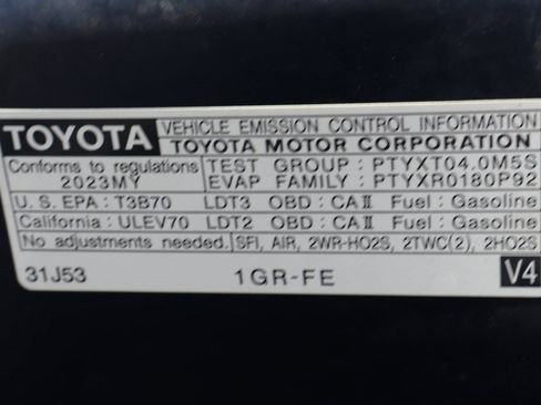 Used 2023 Toyota 4Runner TRD Off-Road image 13