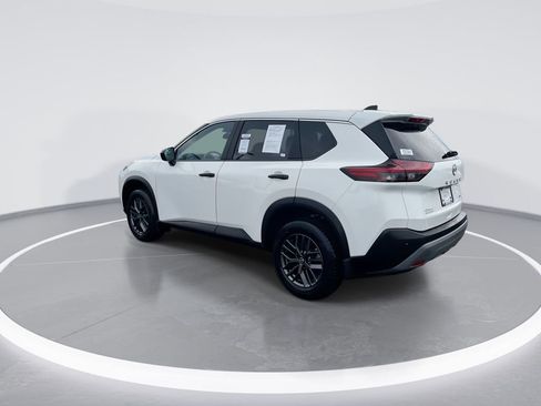 Used 2023 Nissan Rogue S AWD/4WD image 6