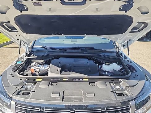 New 2026 Land Rover Range Rover Sport SE AWD/4WD image 28