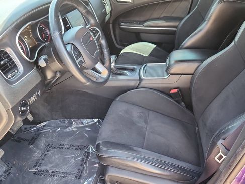 Used 2016 Dodge Charger R/T RWD image 7