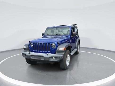 Used 2019 Jeep Wrangler Sport AWD/4WD image 4