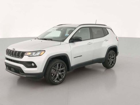 New 2026 Jeep Compass Latitude image 1