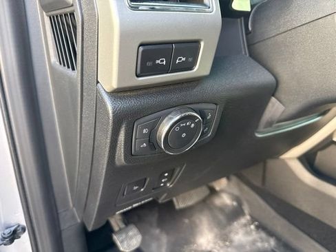Used 2021 Ford F250 Lariat w/ Lariat Ultimate Package AWD/4WD image 20
