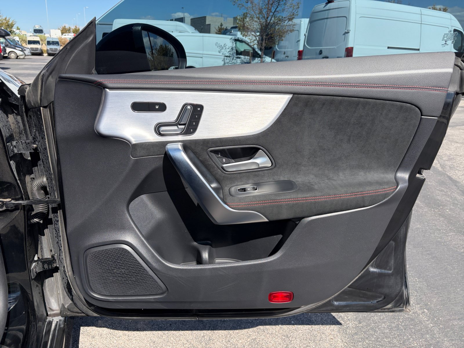 Used 2022 Mercedes-Benz CLA 35 AMG 4MATIC image 16