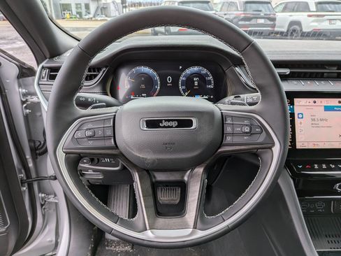New 2026 Jeep Grand Cherokee Limited image 22