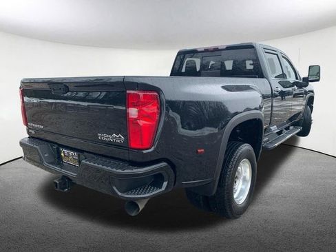 Used 2021 Chevrolet Silverado 3500 High Country image 14