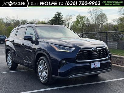 Used 2023 Toyota Highlander Platinum