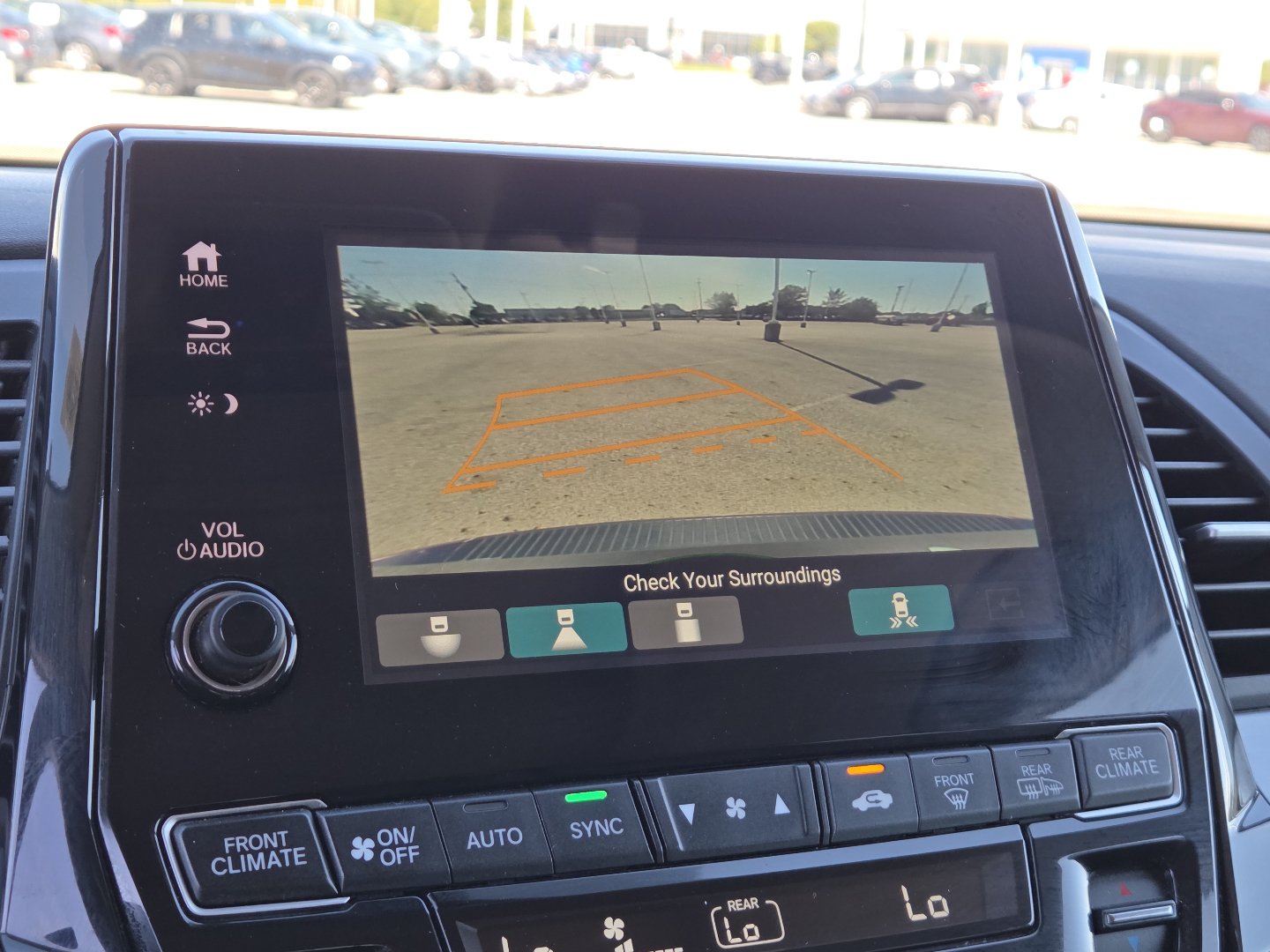 Used 2024 Honda Odyssey Touring image 8