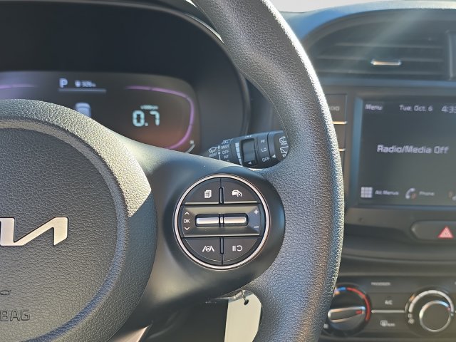Used 2023 Kia Soul LX w/ LX Technology Package FWD image 19