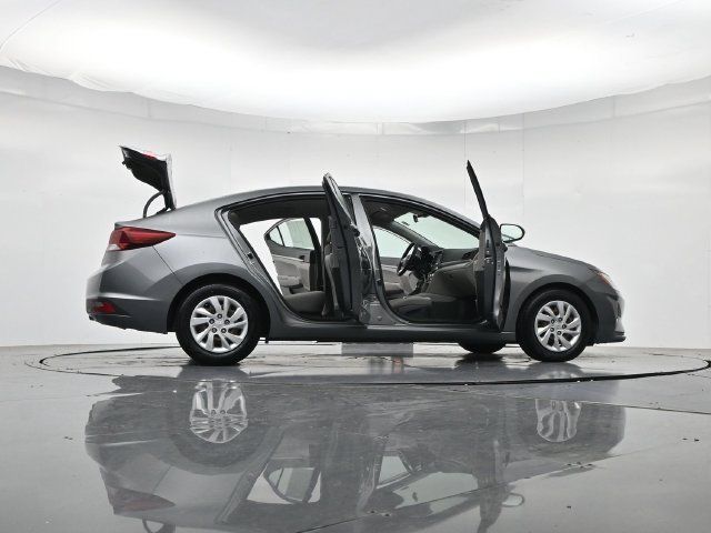Used 2019 Hyundai Elantra SE FWD image 53