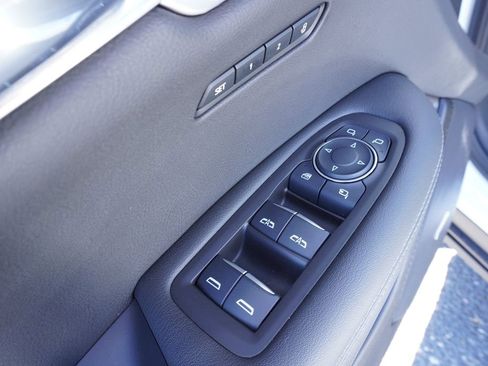 Certified 2023 Cadillac XT6 Premium Luxury image 17