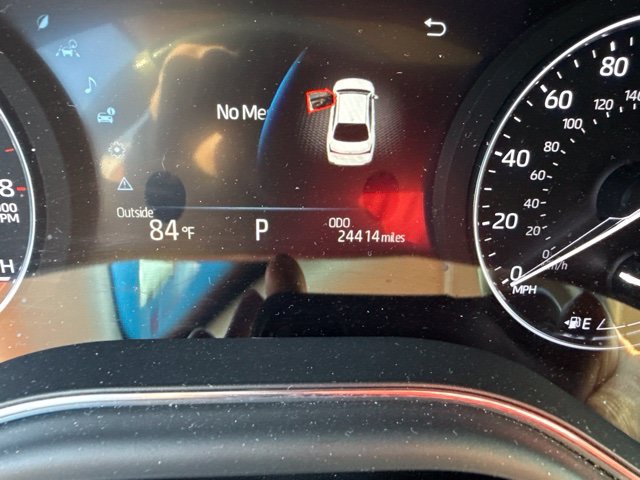 Used 2020 Toyota Avalon Limited w/ Advanced Safety Package FWD image 5
