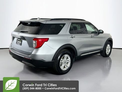 Used 2020 Ford Explorer XLT w/ Equipment Group 202A image 15