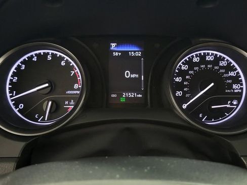 Used 2023 Toyota Camry SE image 21