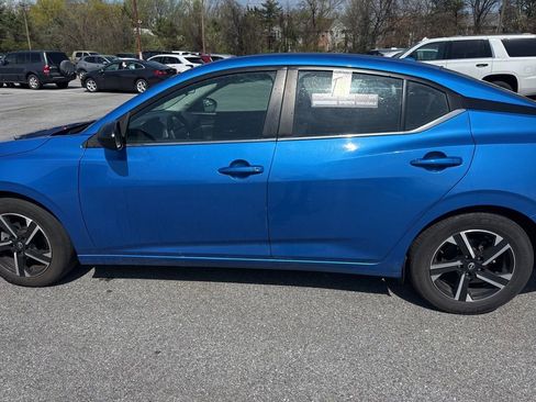 Used 2024 Nissan Sentra SV image 6