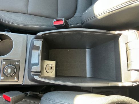 Used 2024 Ford Bronco Sport Badlands image 31