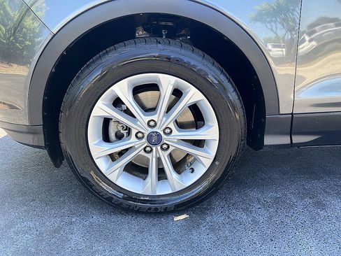 Used 2018 Ford Escape SEL AWD/4WD image 8