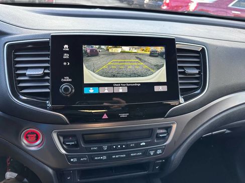 Used 2020 Honda Pilot EX image 19