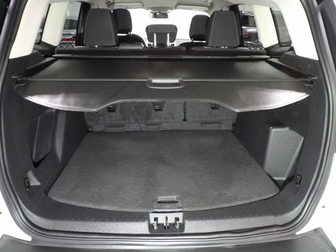 Used 2019 Ford Escape SE image 7