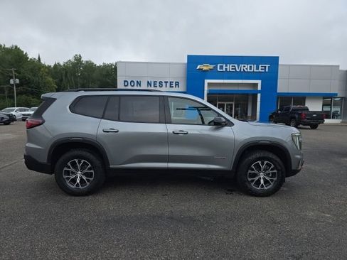 Used 2026 GMC Acadia AT4 w/ Super Cruise Package AWD/4WD image 15