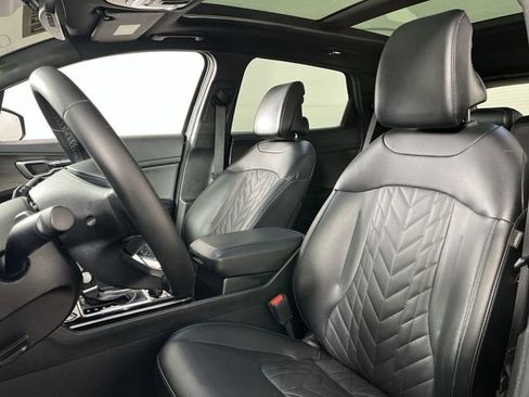 Certified 2023 Kia Sportage X-Line w/ X-Line Premium Package image 11