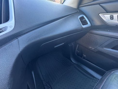 Used 2012 GMC Terrain SLT FWD image 20