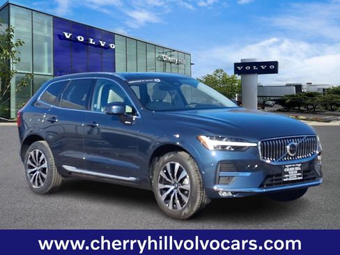 Certified 2023 Volvo XC60 B5 Plus w/ Climate Package image 1
