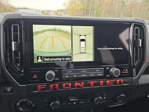 New 2026 Nissan Frontier PRO-4X w/ Pro-4x Convenience Package image 24